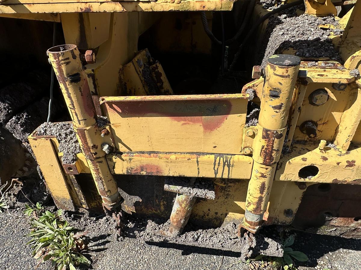 Used 1994 BLAW-KNOX PF-410