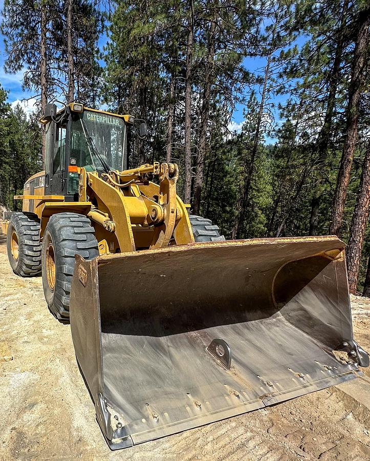 Used 2006 CATERPILLAR 938G II
