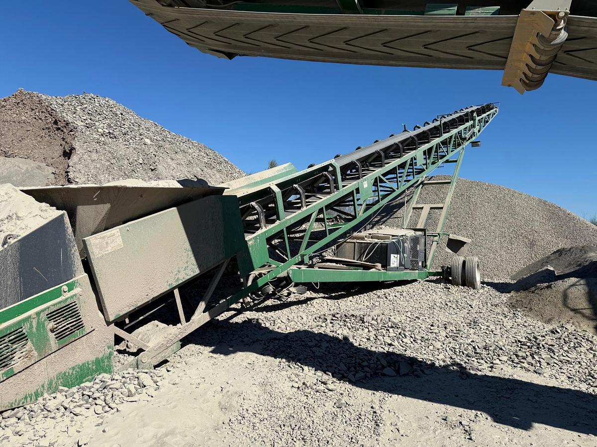 Used 2017 MCCLOSKEY ST80