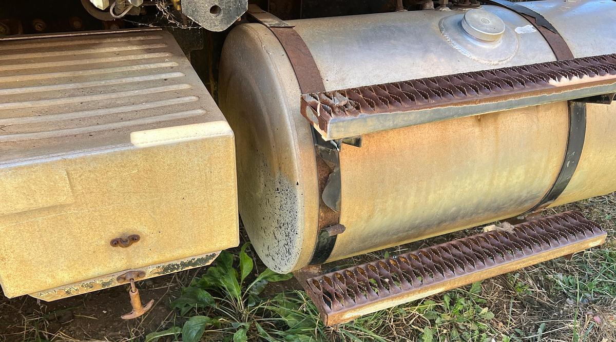 Used 1979 MACK RW766LST