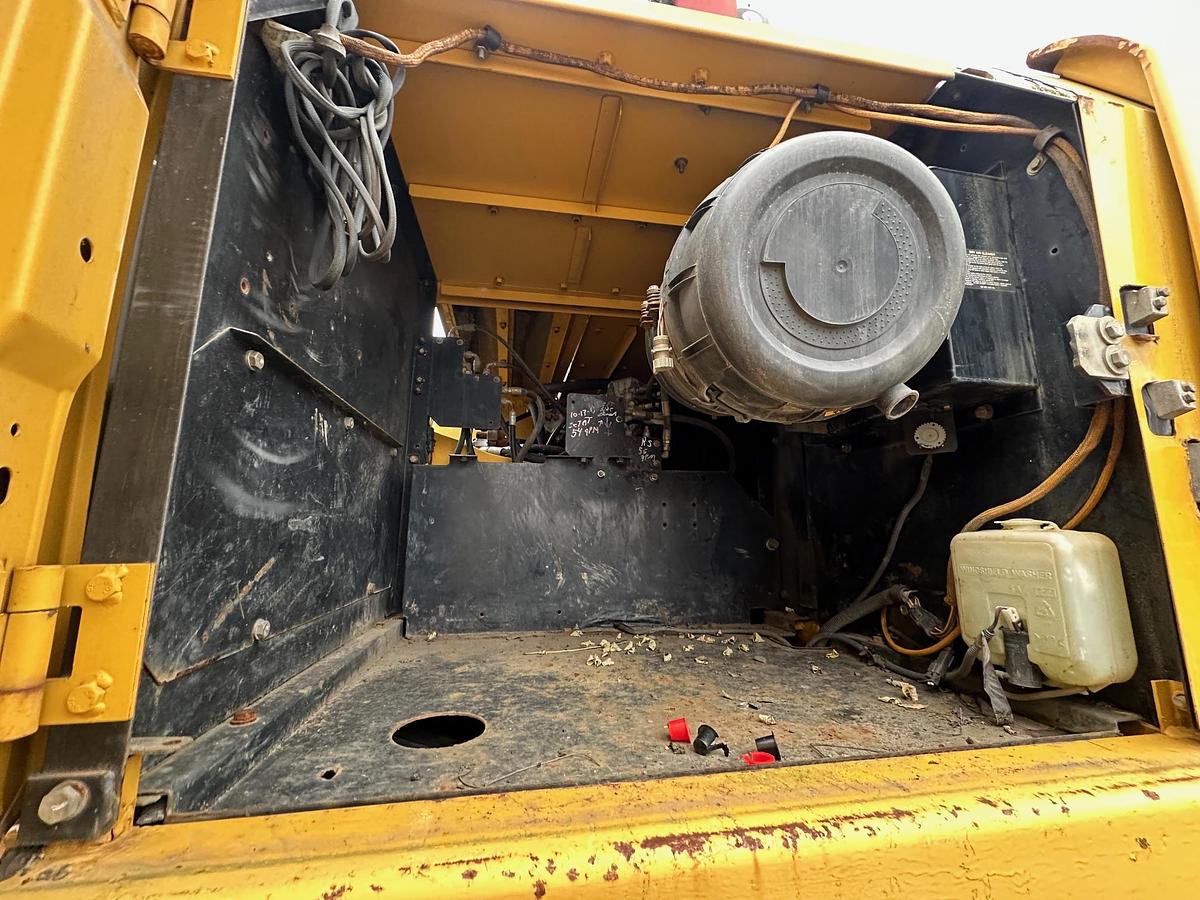 Used 2007 DEERE 350D LC