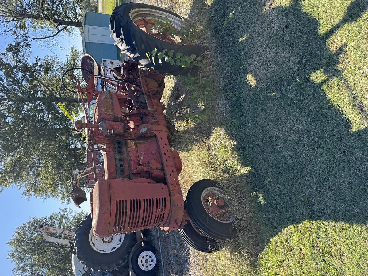 Used 1950 JOHN DEERE M