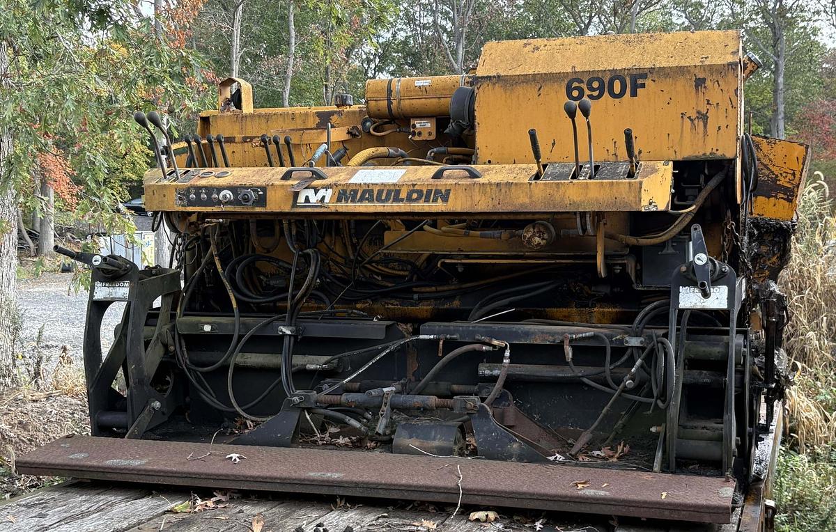 Used 2007 MAULDIN 690F