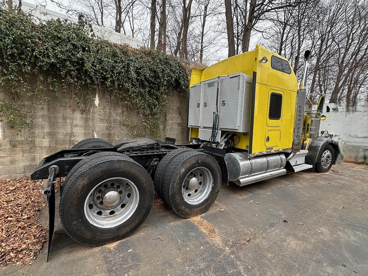 Used 2001 KENWORTH W900 AeroCab