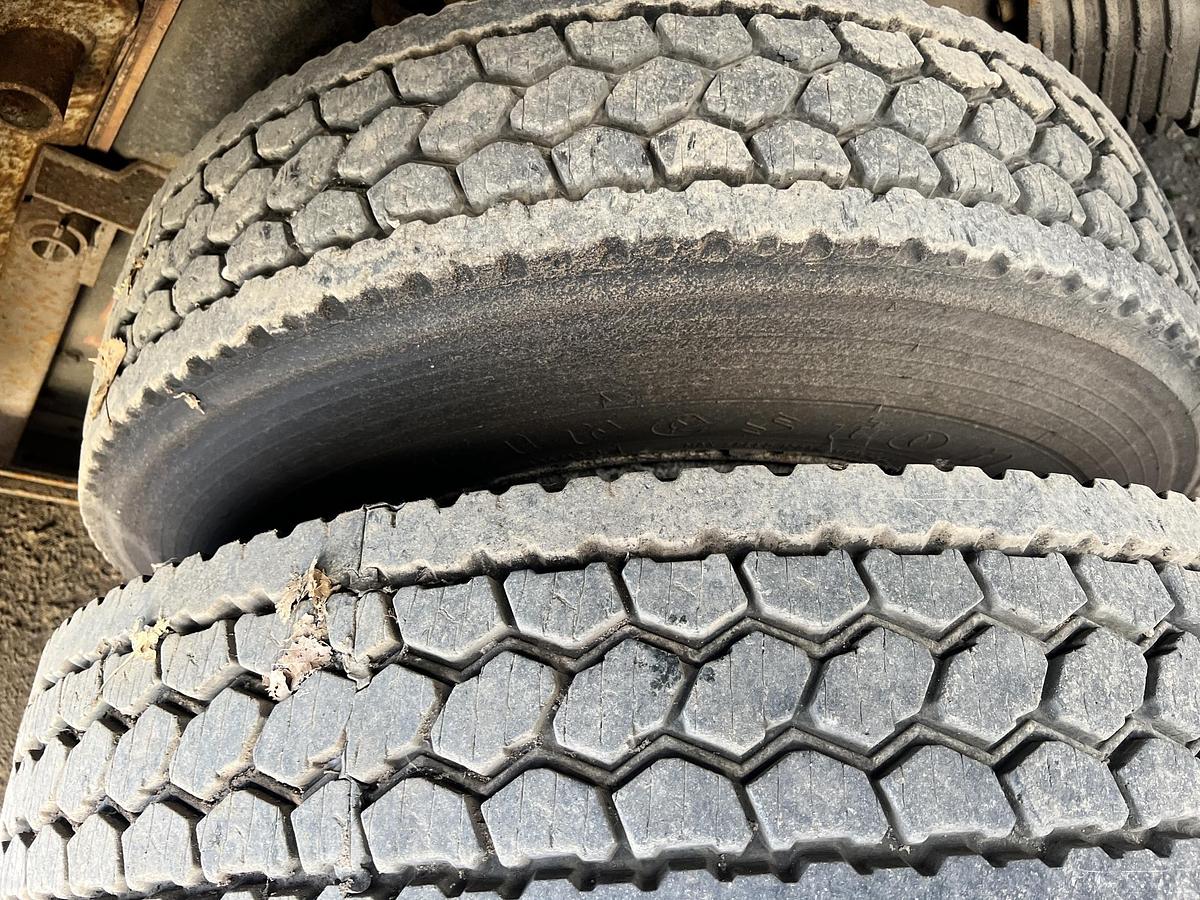 Used 2013 KENWORTH t800