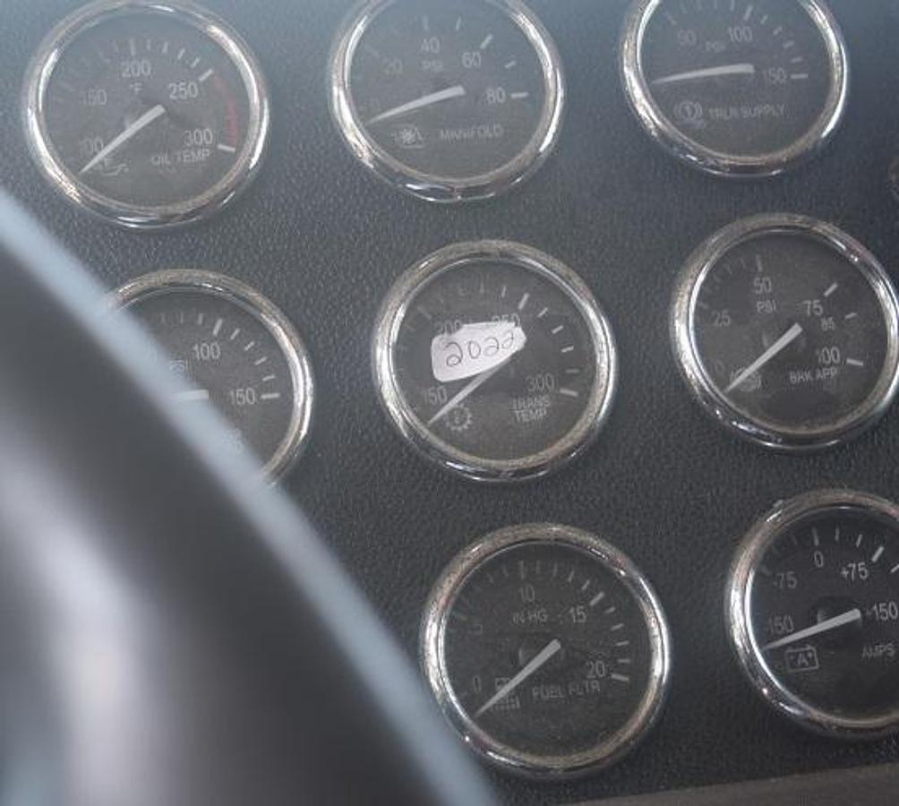 Used 2016 PETERBILT 386