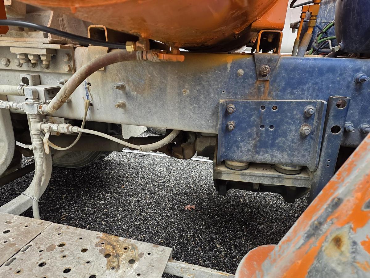 Used 2008 OSHKOSH Front Discharge