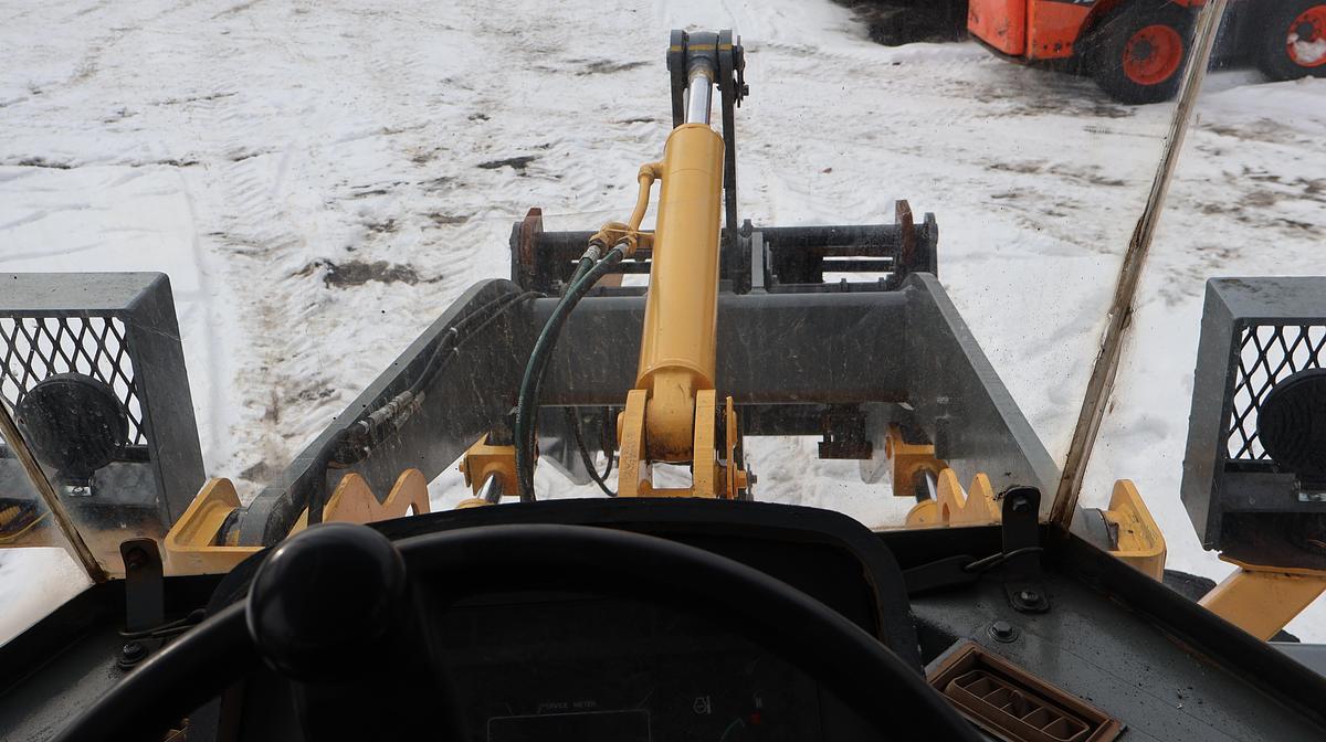 Used 2000 DEERE 244H