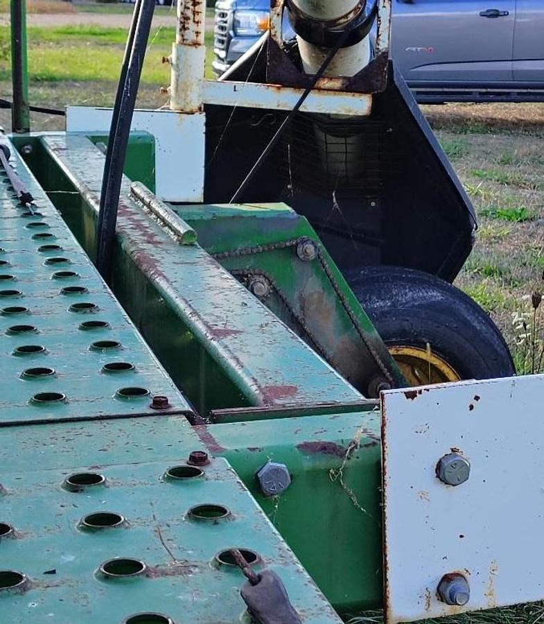 Used 1987 JOHN DEERE 750 Grain Drill