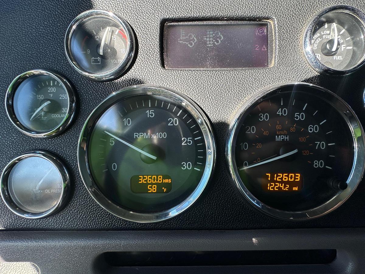 Used 2016 PETERBILT 367