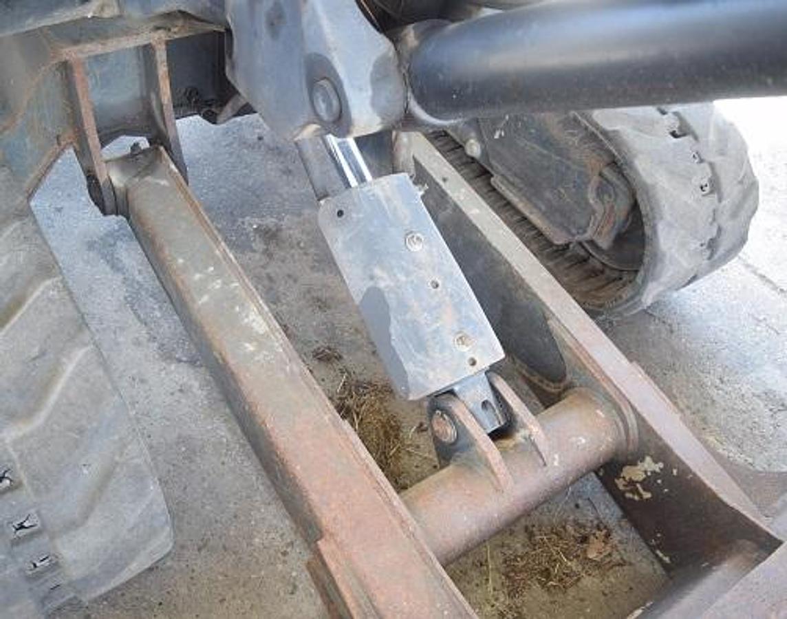 Used 2015 BOBCAT E32