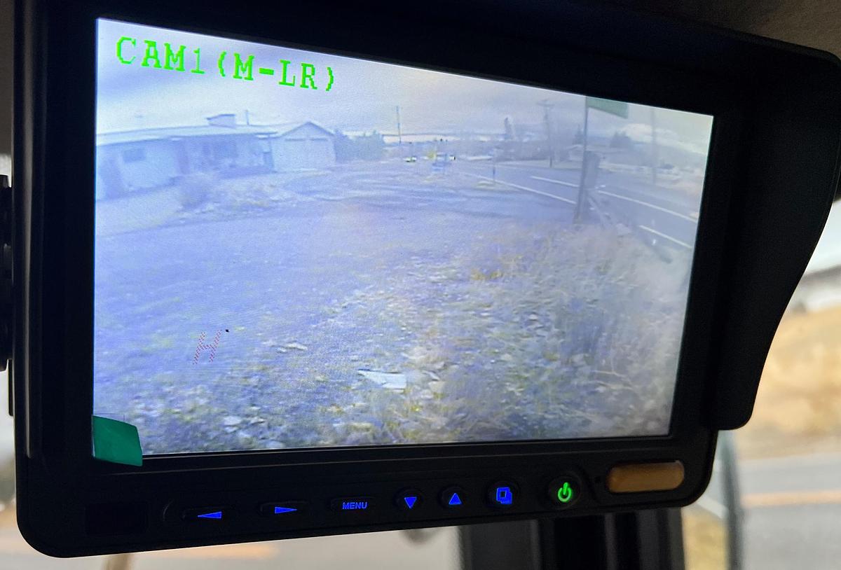 Used 2016 CATERPILLAR 907M