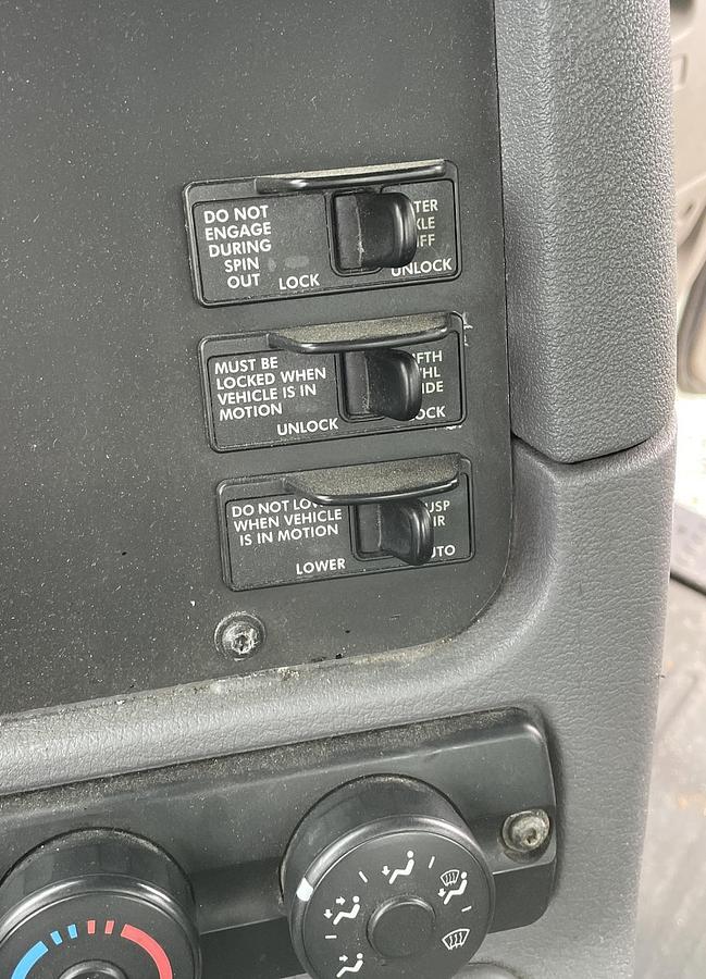 Used 2013 FREIGHTLINER Cascadia Vacuum