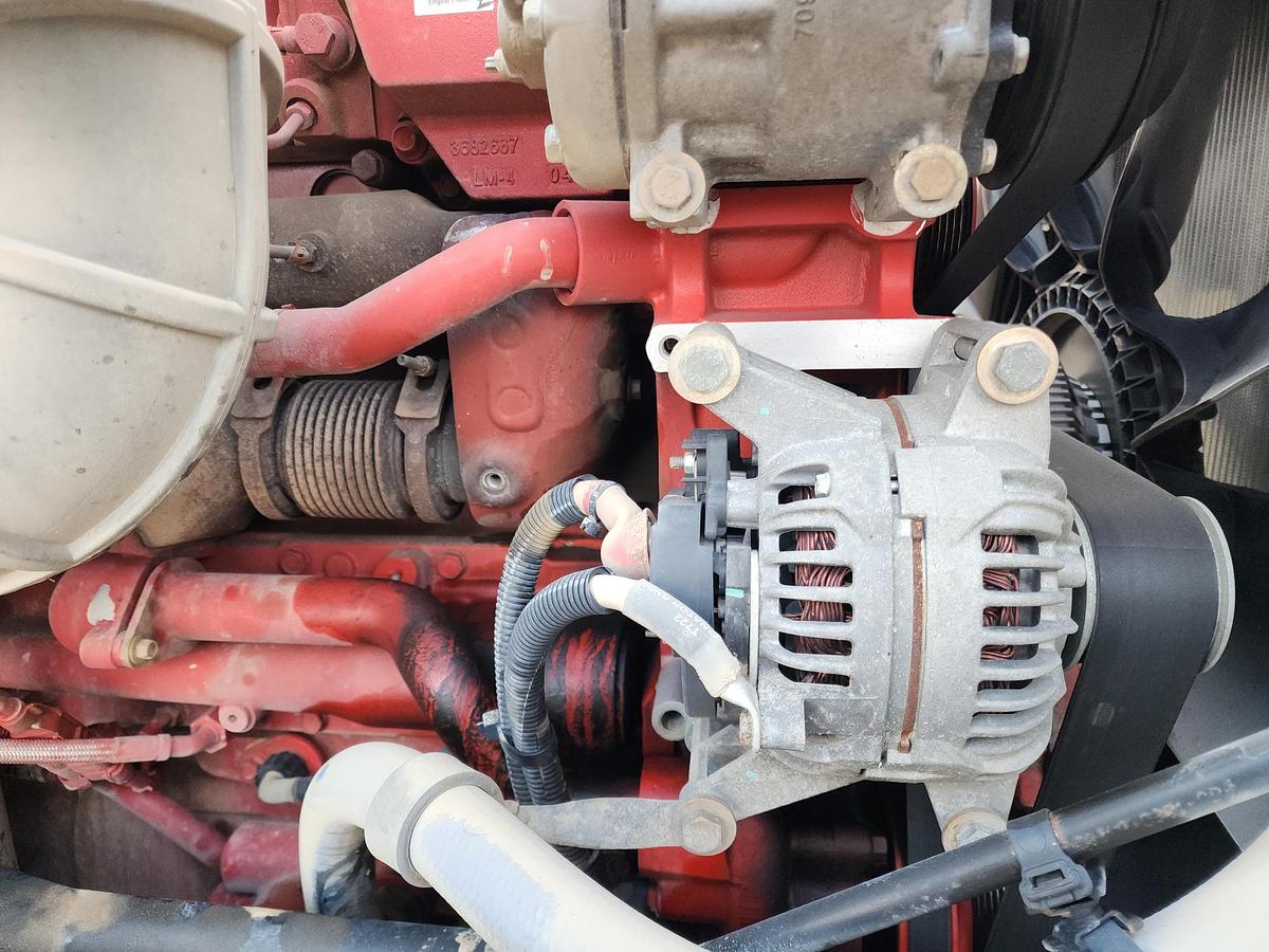 Used 2021 KENWORTH T880