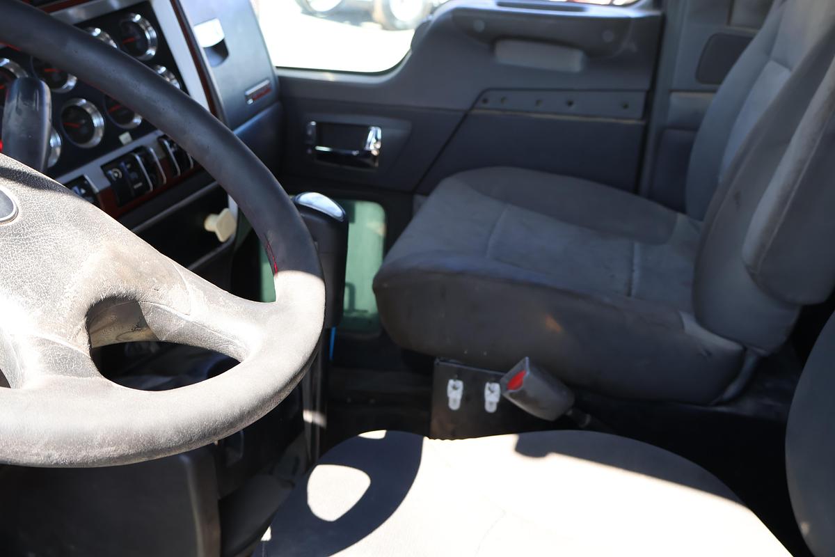 Used 2008 KENWORTH W900