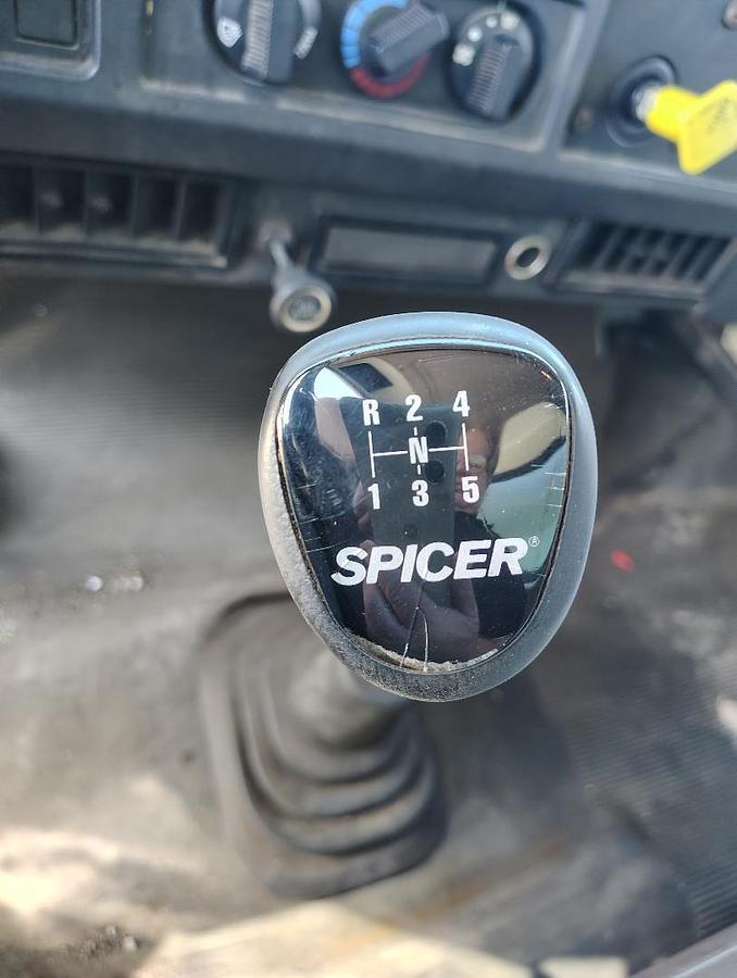 Used 1999 INTERNATIONAL 4700 Low Profile T444E