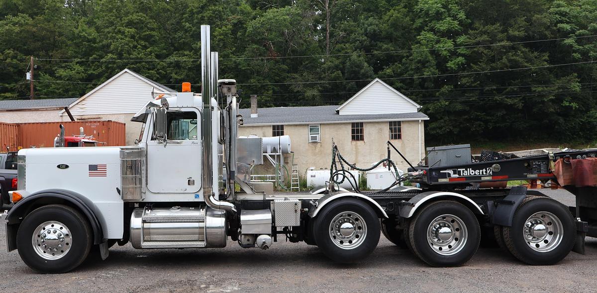 Used 2001 PETERBILT 379