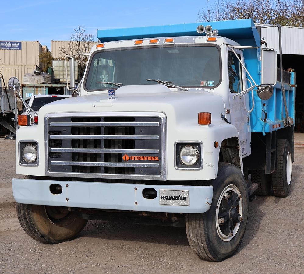 Used 1988 INTERNATIONAL 1954