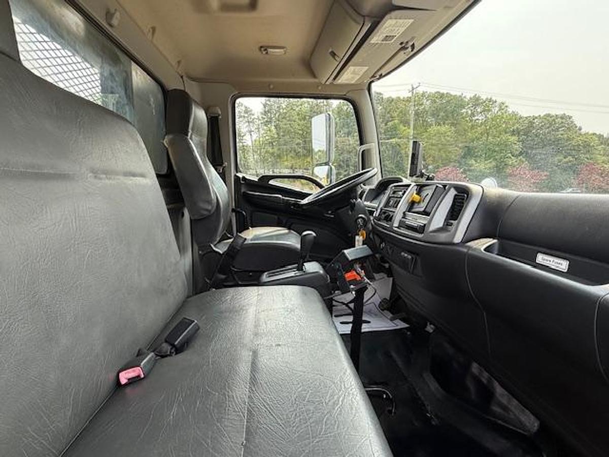 Used 2019 HINO 268