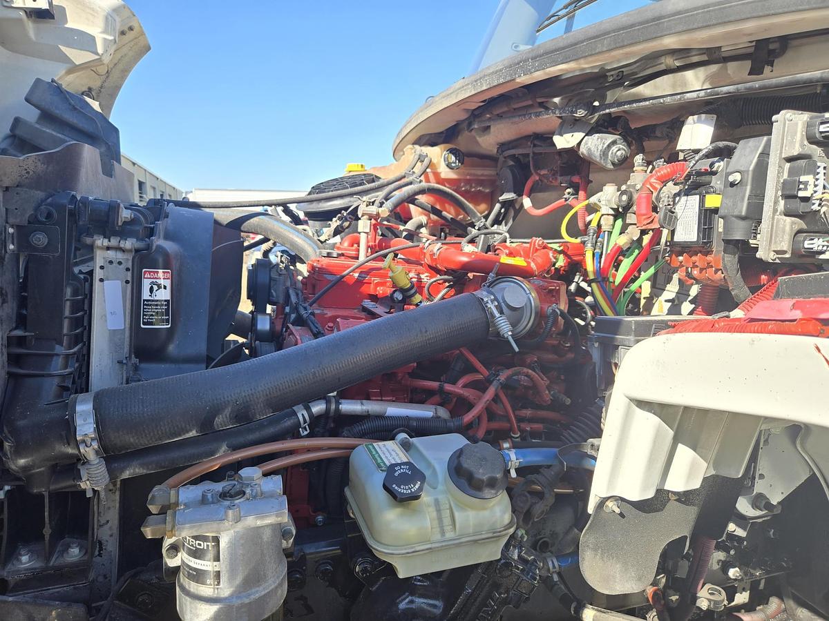 Used 2020 FREIGHTLINER M2 106