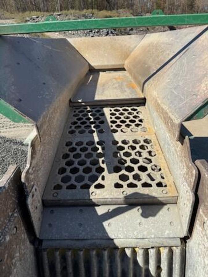 Used 2018 MCCLOSKEY J50 V2