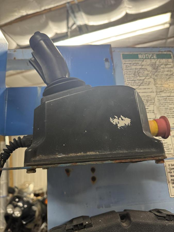 Used 2002 GENIE GS-1930