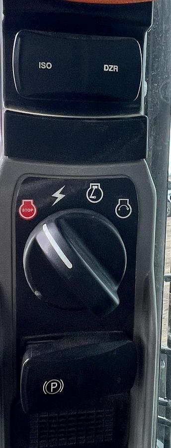 Used 2023 CASE dl550