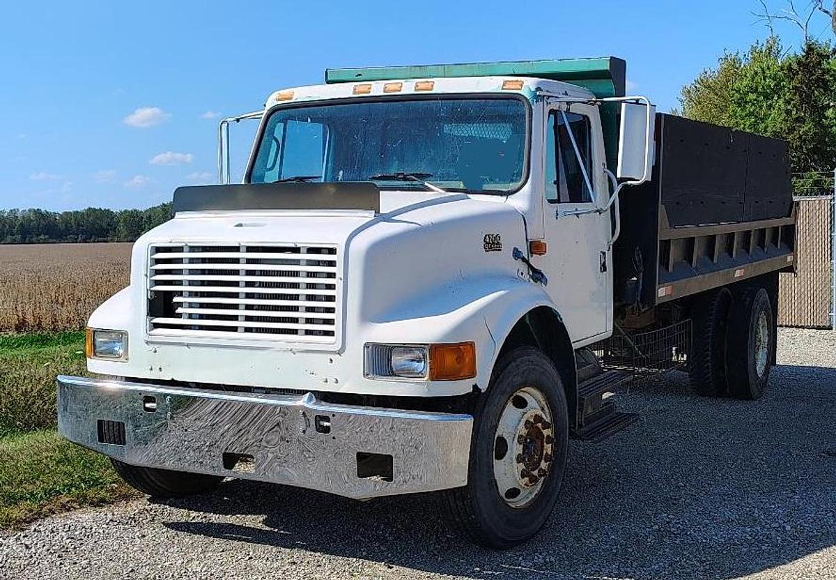 Used 2000 INTERNATIONAL 4700 DT466E