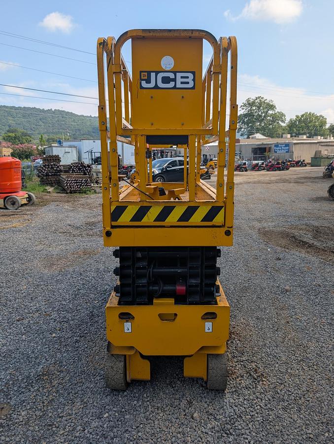 Used 2022 JCB S2632E