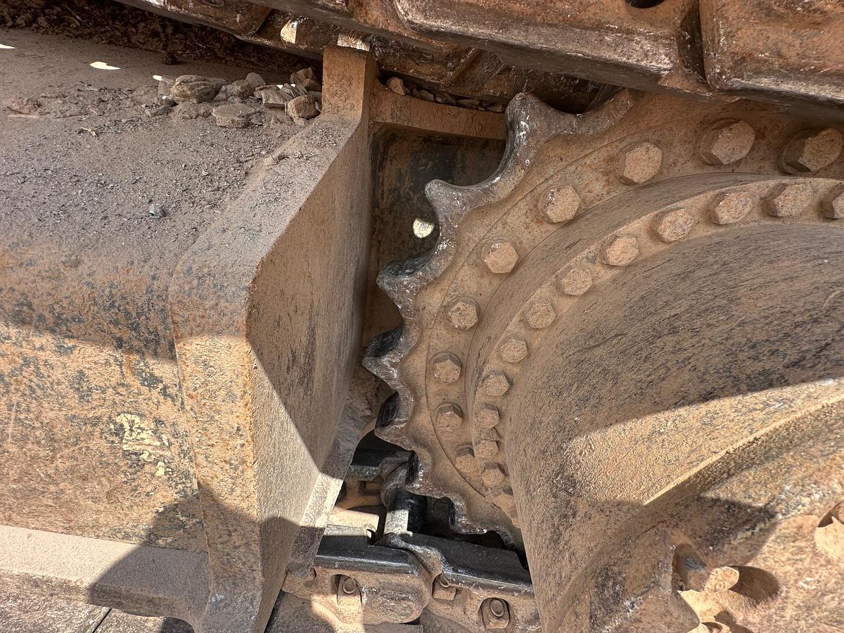 Used 2018 DEERE 380G LC