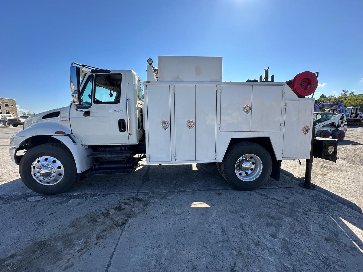 Used 2010 INTERNATIONAL 4300 Service Truck