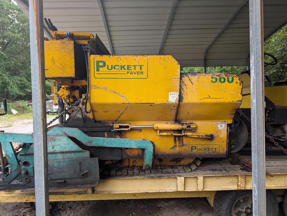 Used 2002 PUCKETT MFG 560