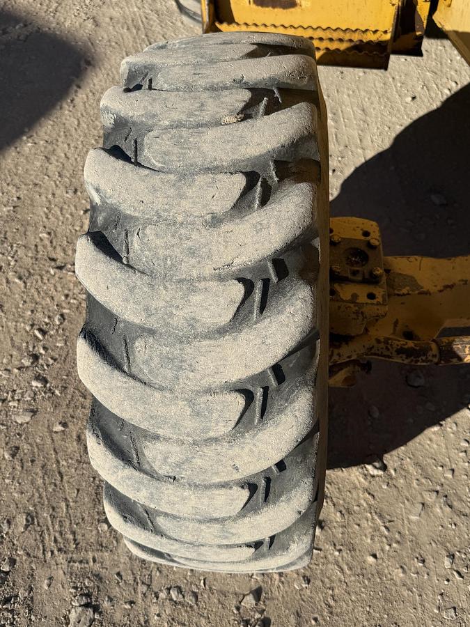 Used 2015 JOHN DEERE 310 SE