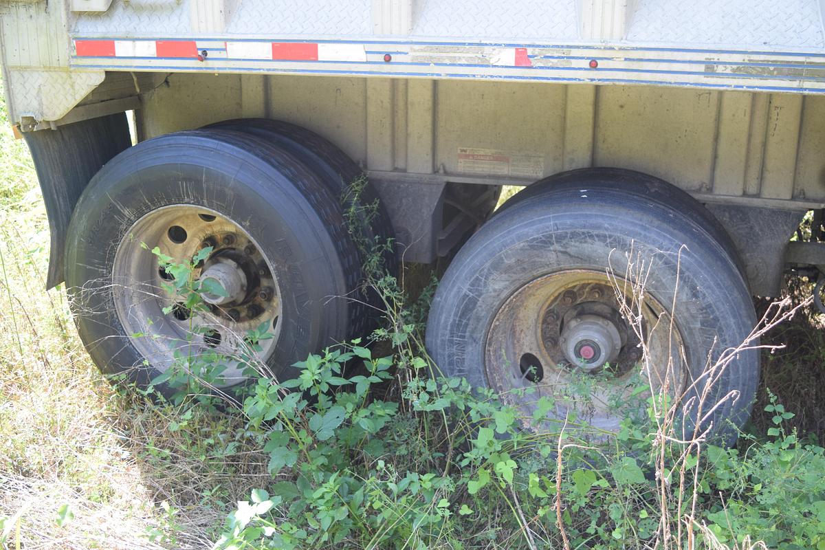 Used 1996 TRAIL KING 32 x 96