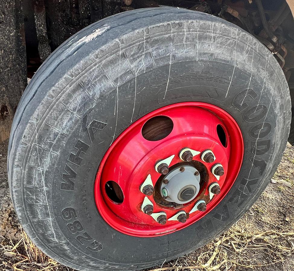 Used 2013 FREIGHTLINER 108SD Dump Truck