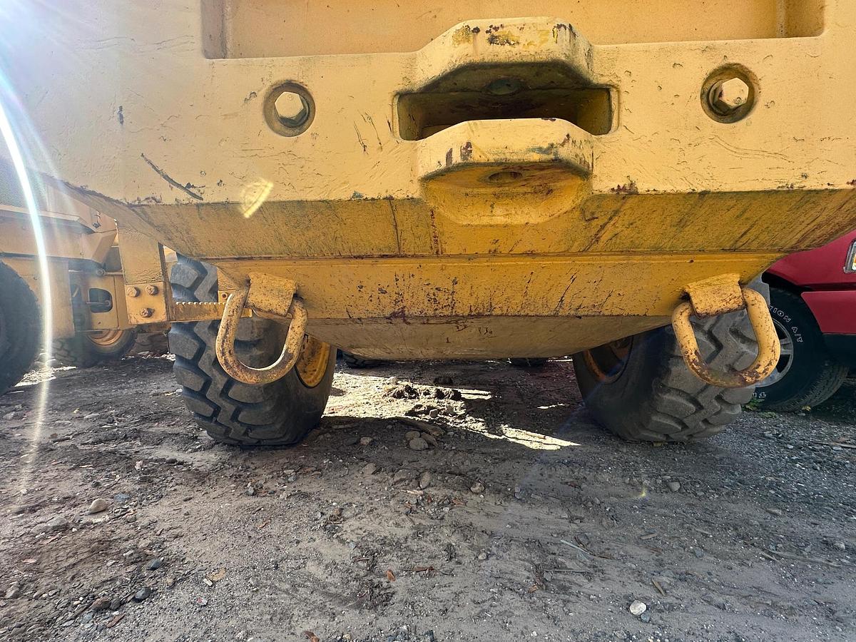 Used 1992 DEERE 444E