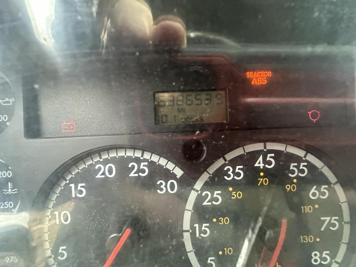 Used 2006 STERLING L9500