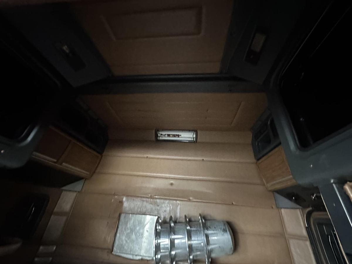 Used 1998 PETERBILT 379