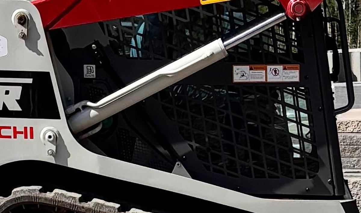 Used 2024 TAKEUCHI tl6r