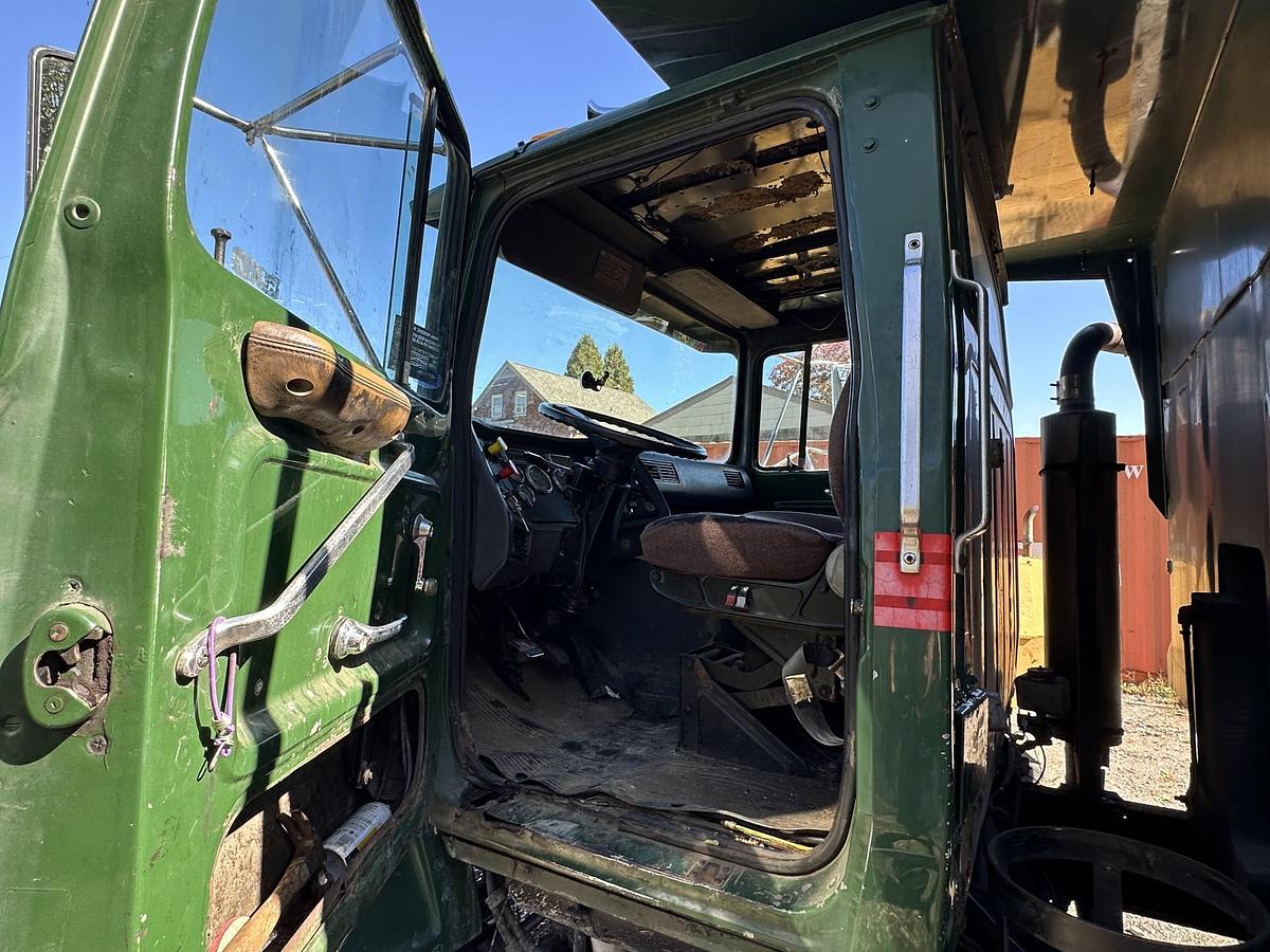 Used 1994 FORD LN9000