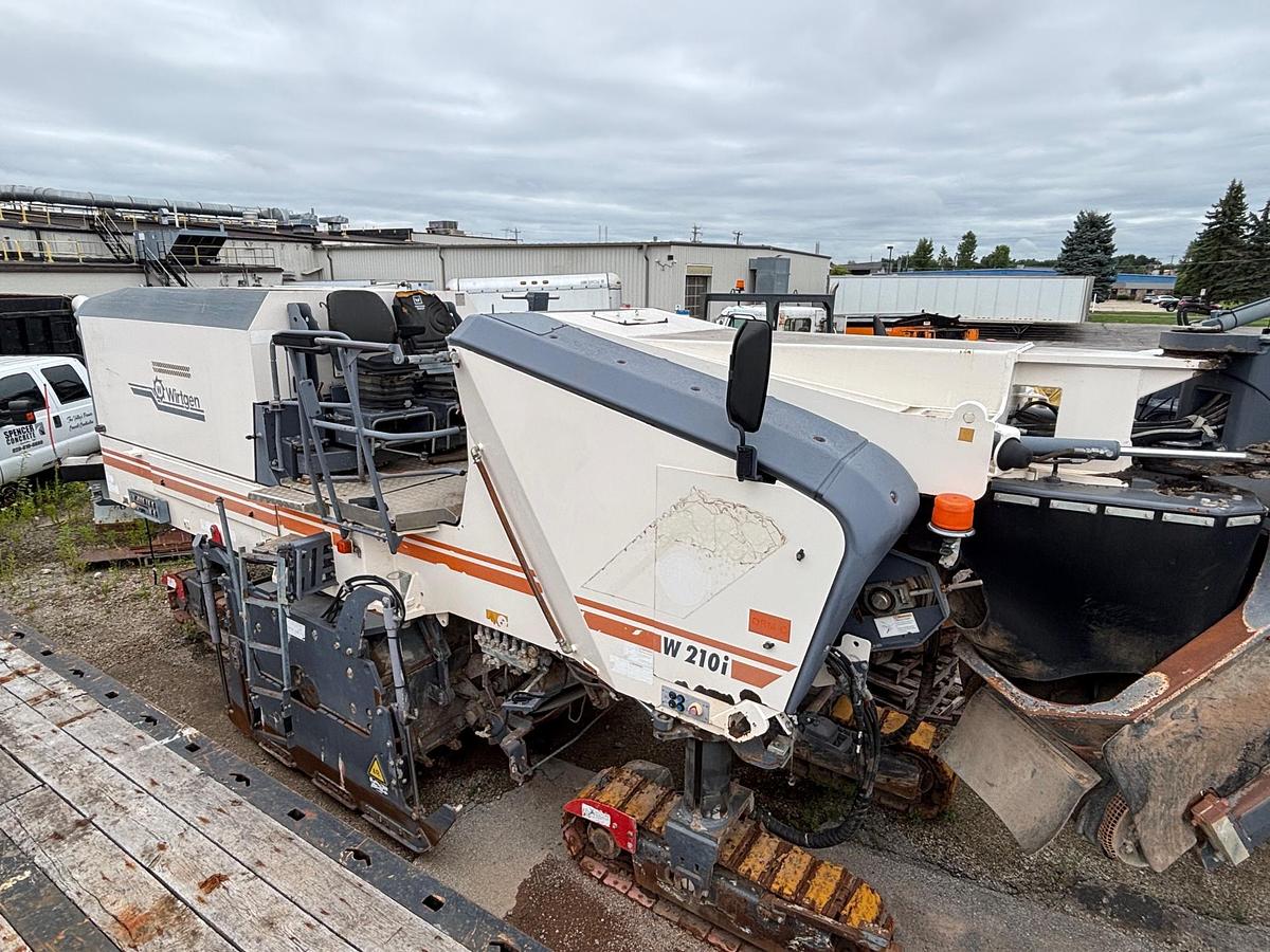 Used 2014 WIRTGEN W210i