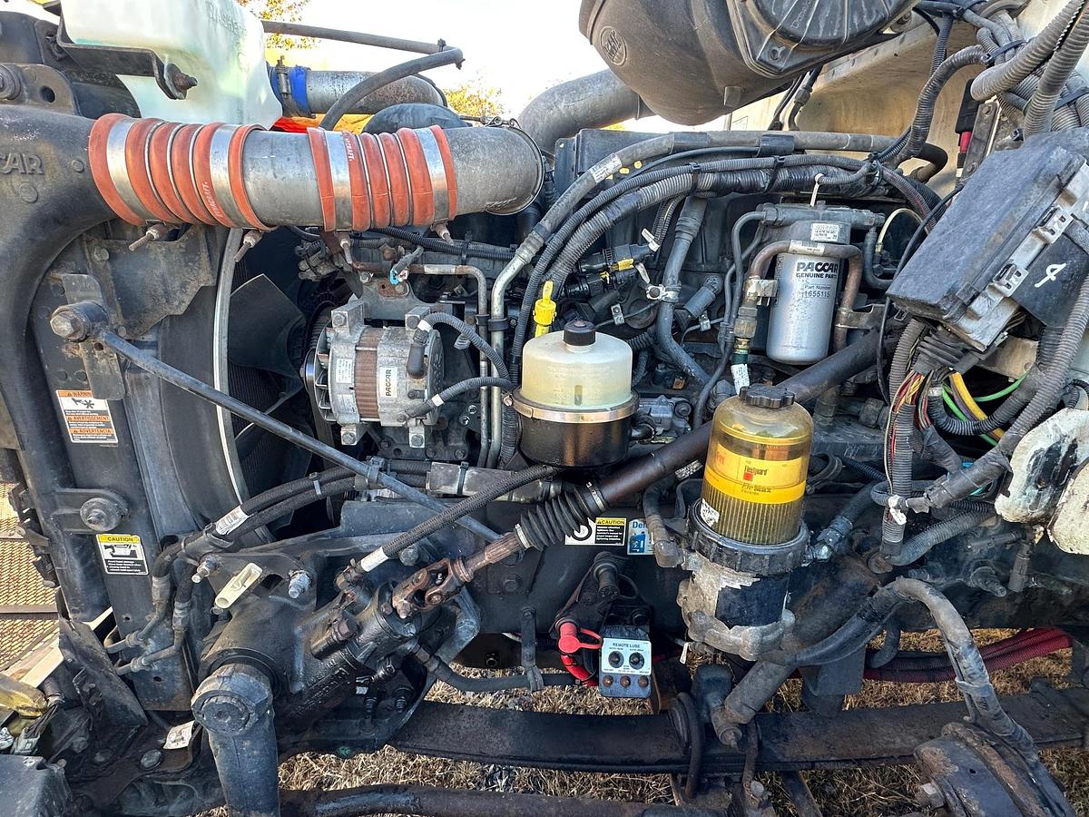 Used 2013 PETERBILT 384