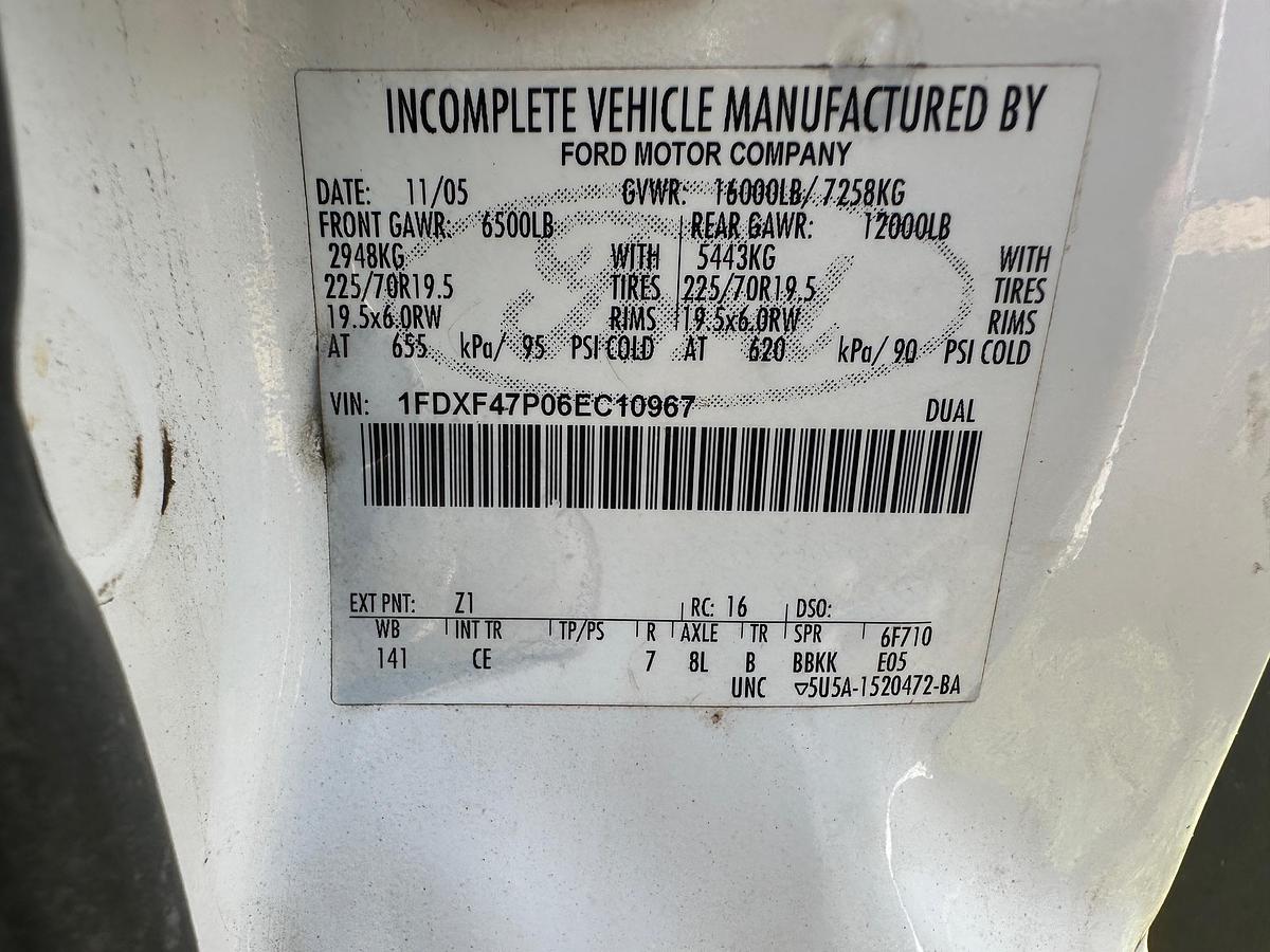 Used 2006 FORD F450 Service Truck