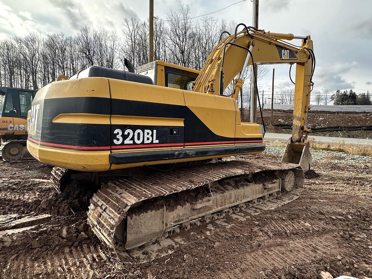 Used 1999 CATERPILLAR 320B L