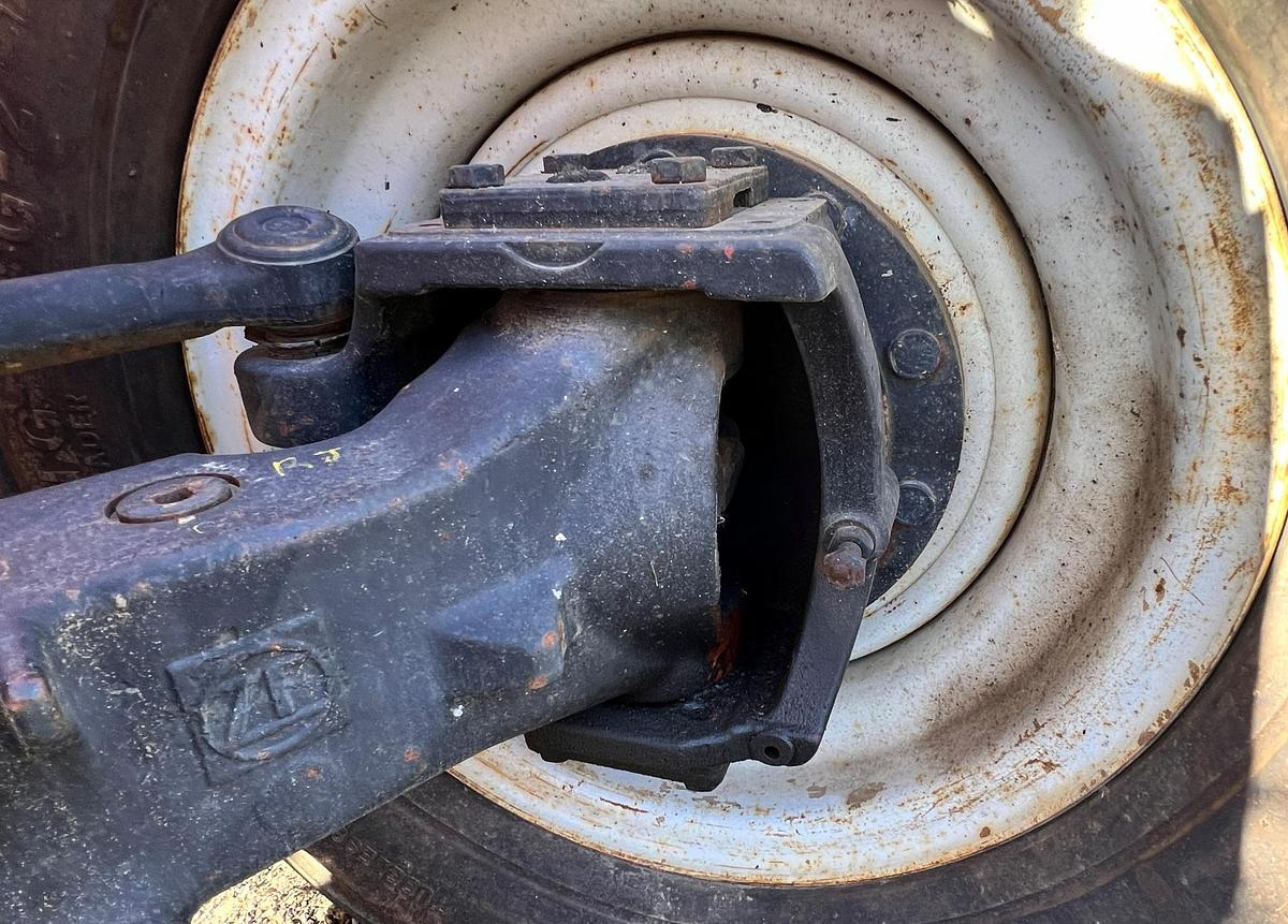 Used 2007 SKY TRAK 8042