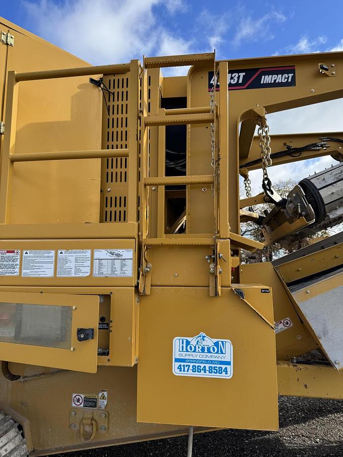 Used 2023 SCREEN MACHINE 4043 TR