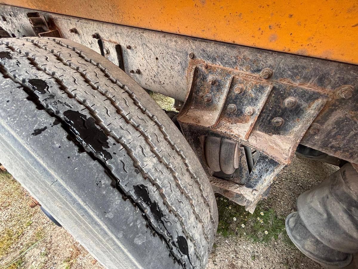 Used 1995 MACK CL713