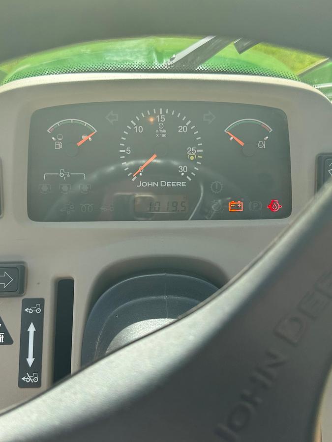 Used 2007 JOHN DEERE 3320