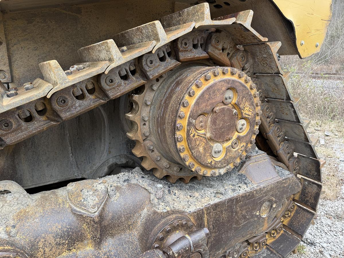 Used 2009 CATERPILLAR D8T