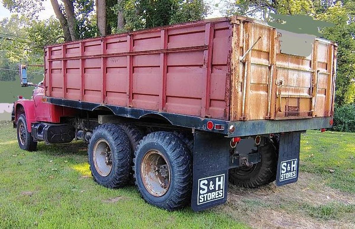 Used 1965 INTERNATIONAL Loadstar 1800
